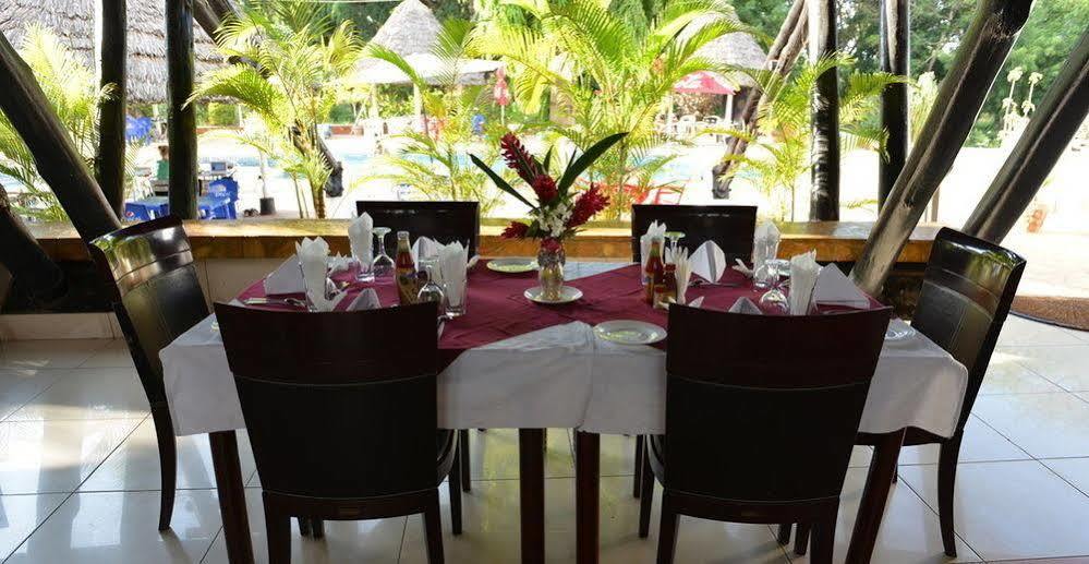 Morogoro Hotel Extérieur photo