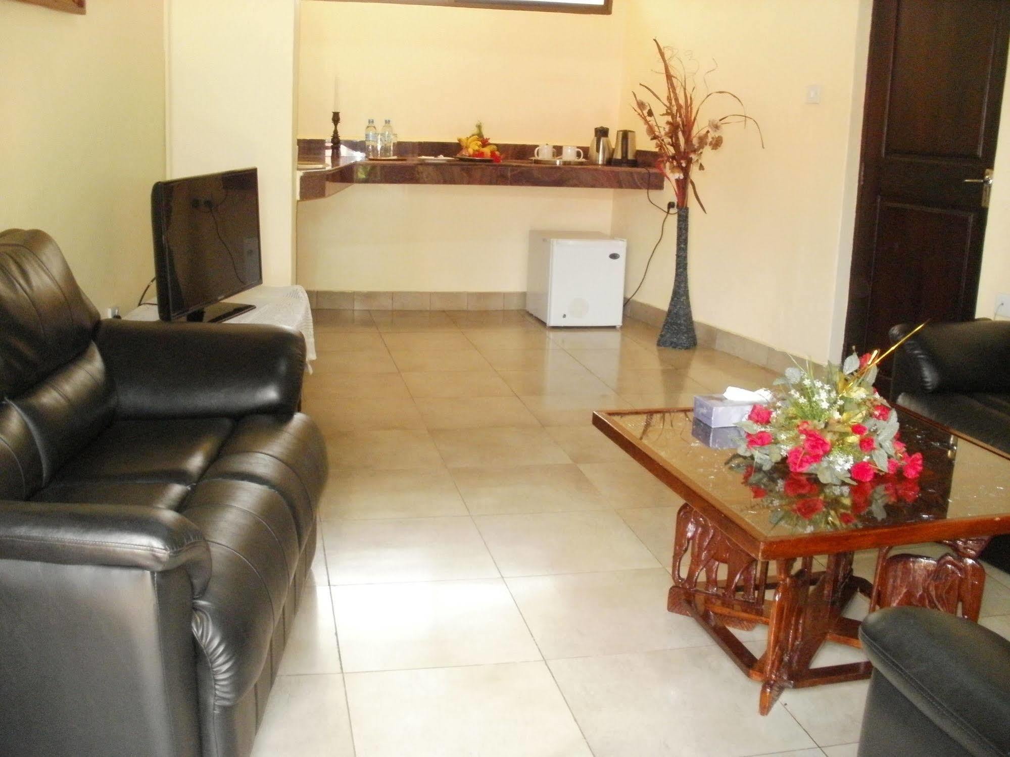 Morogoro Hotel Extérieur photo
