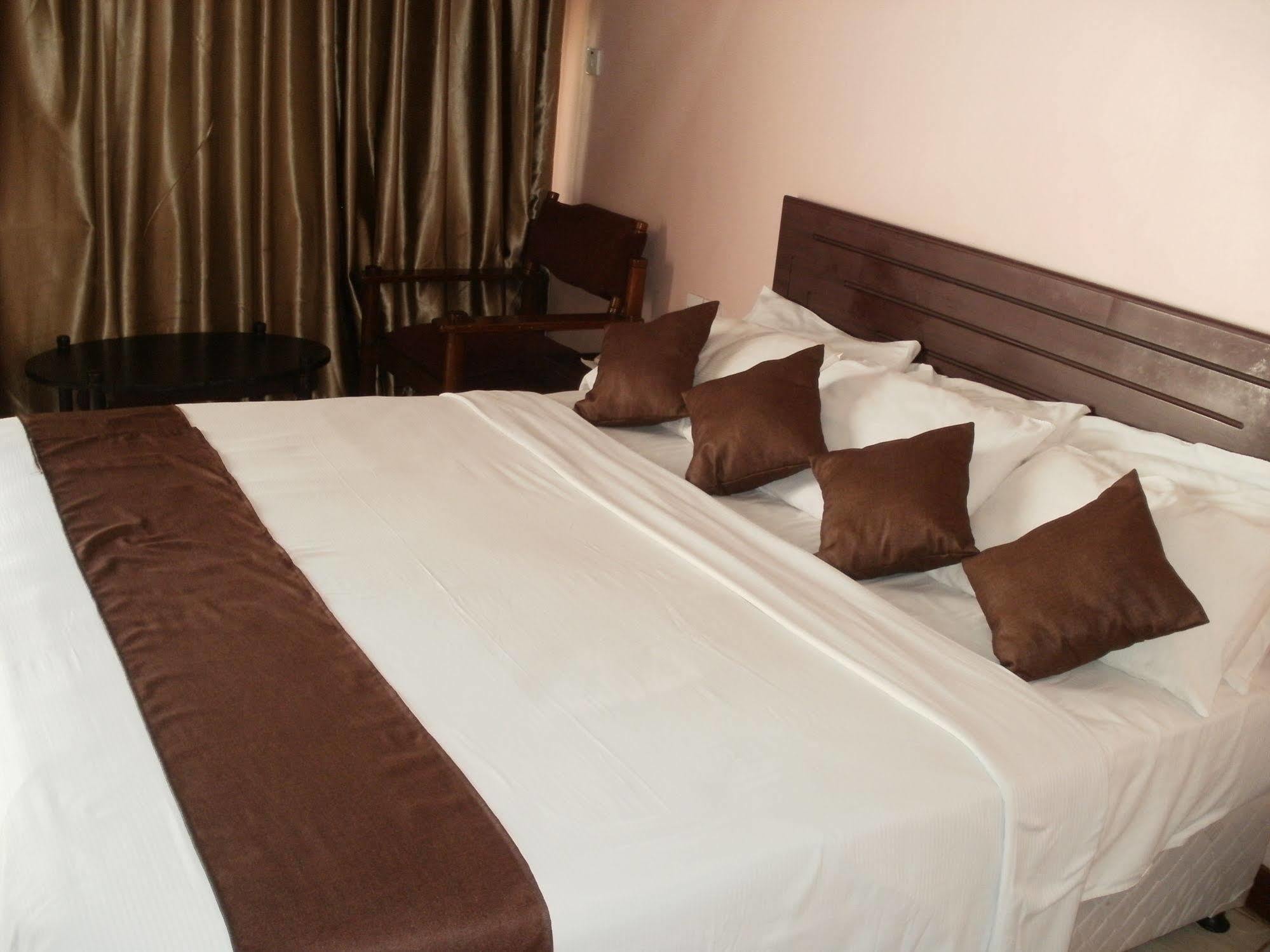 Morogoro Hotel Extérieur photo