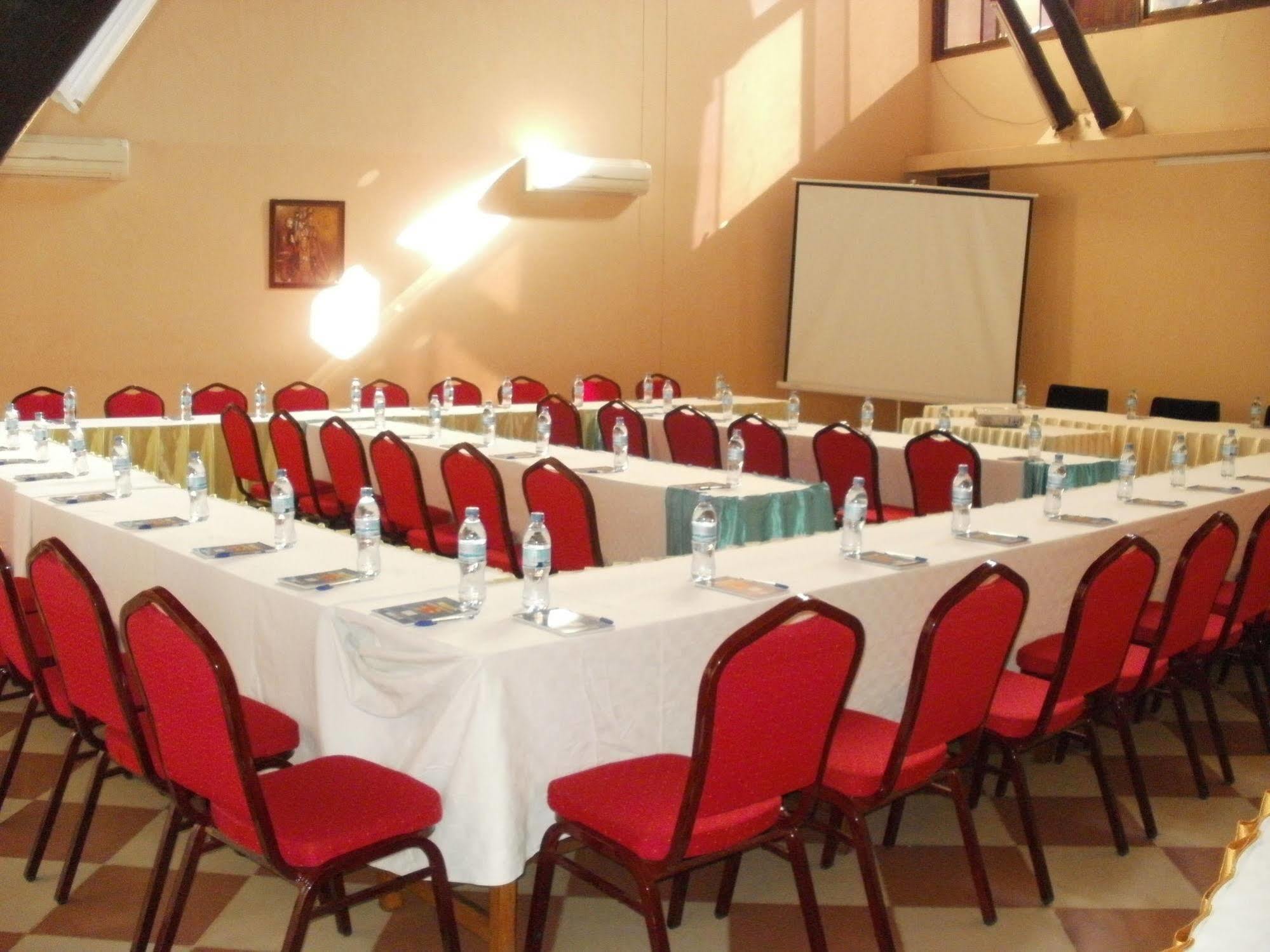 Morogoro Hotel Extérieur photo